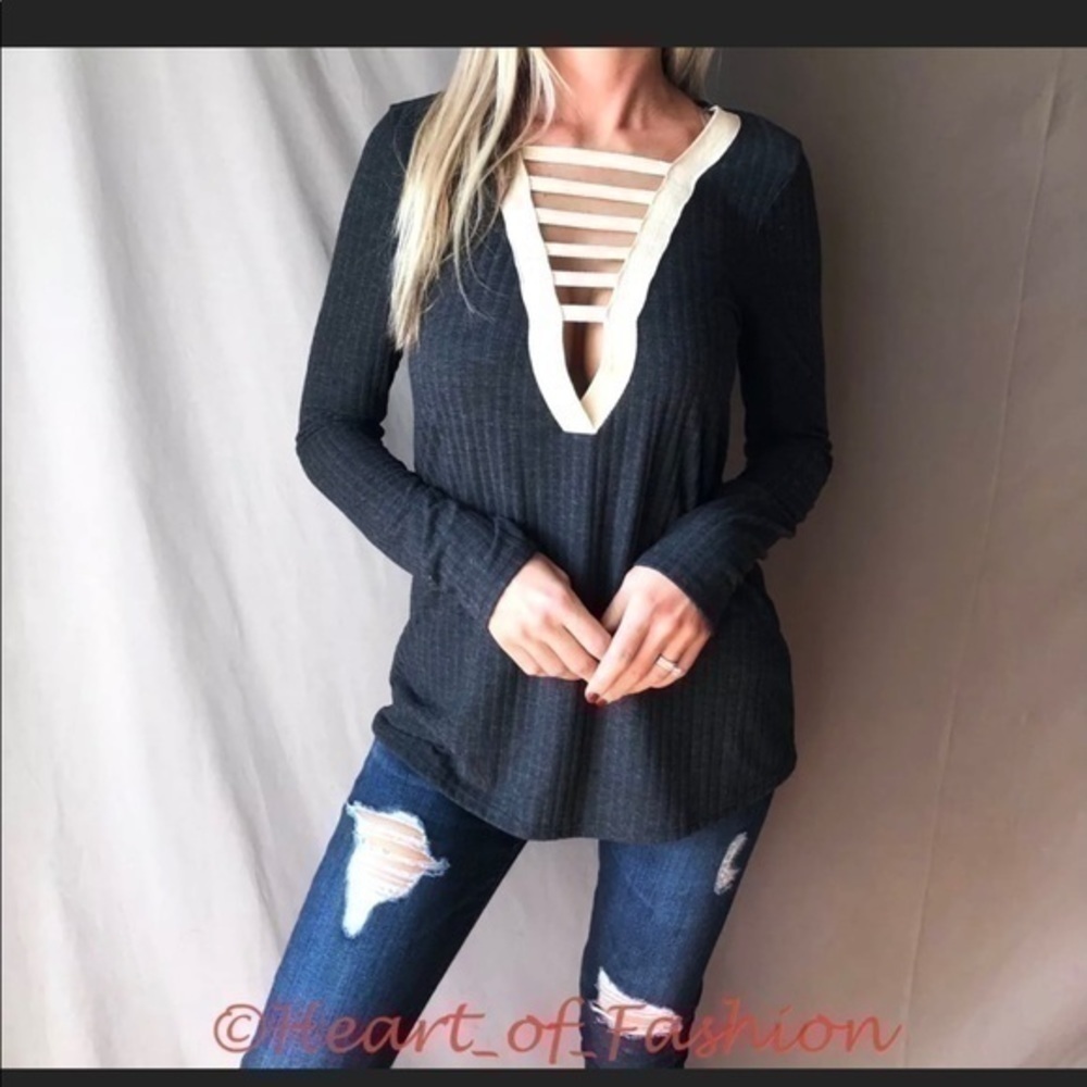 Charcoal Ladder Cutout Thermal Ribbed Knit Top - Picture 5 of 7